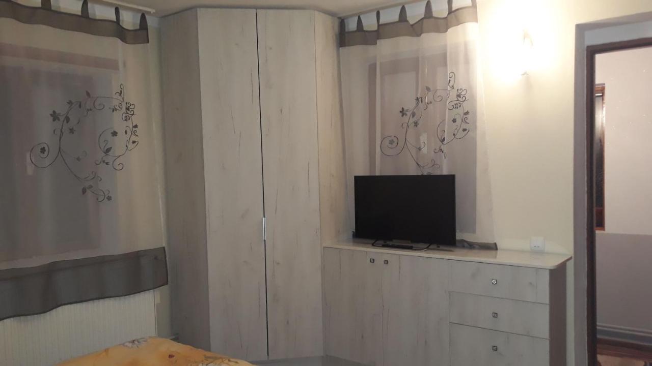 Casa Delia 호텔 Călimăneşti 외부 사진