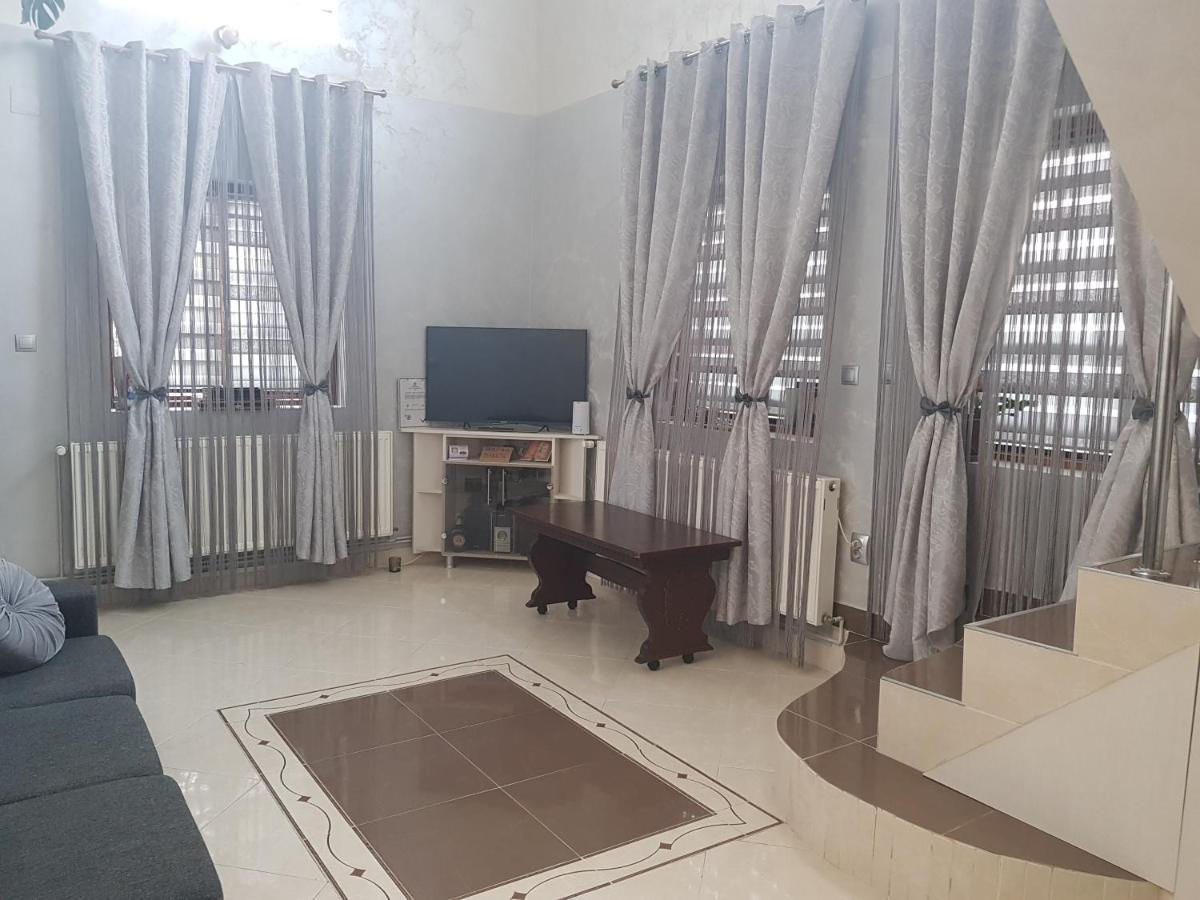 Casa Delia 호텔 Călimăneşti 외부 사진